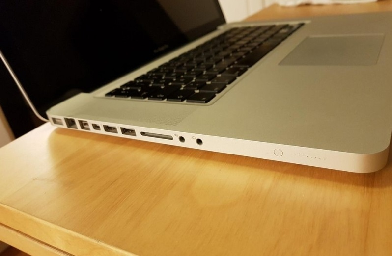 Mac Book Pro 15 A vendre